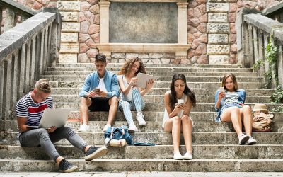 Les ambassadeurs et ambassadrices des maisons des ados, à l’écoute sur les réseaux sociaux